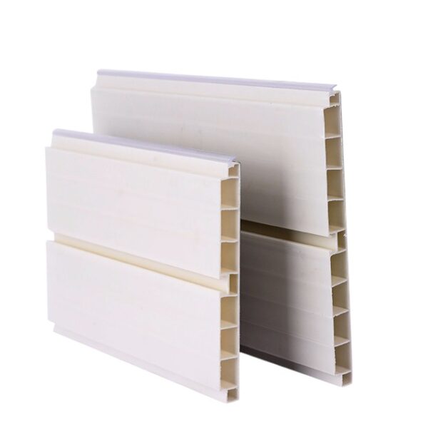 Italian skirting board