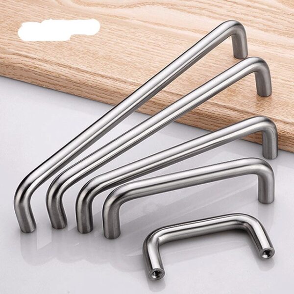 Double curved handle