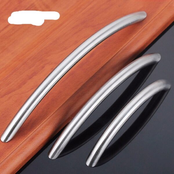 Curved handle